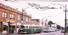 Route 65 bus at Pulaski & Grand in 1972 (Photo courtesy of Jerry Kasper)